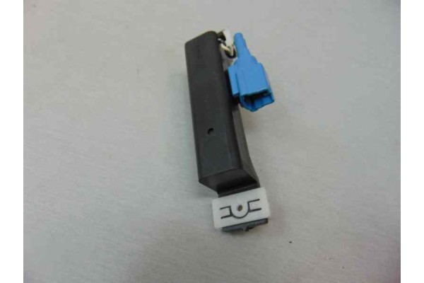 ABS+PBT  SENSOR NISSAN JUKE (F15E) Acenta 2013 ABS+PBT 180633 NISSAN - 2