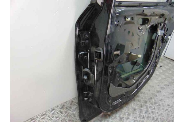 NEGRA PUERTA TRASERA DERECHA BMW SERIE 1 BERLINA (E81/E87) 118d 2007 NEGRA 188711 BMW - 6