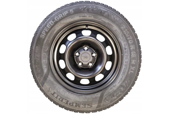16 DACIA DUSTER III SEMPERIT 215 70 104H SPEED GRIP 5 steel winter wheels