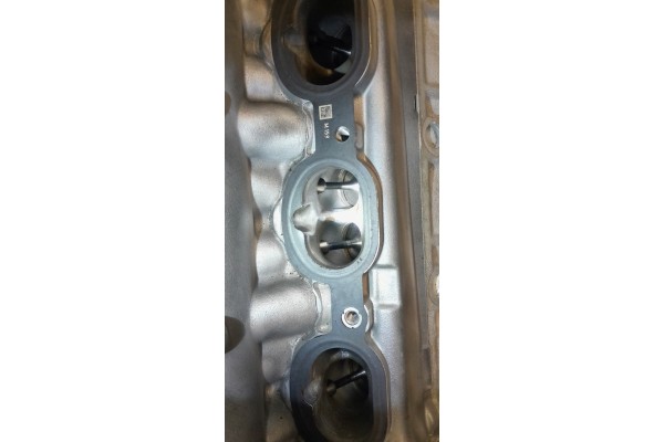 Mercedes 6 3 AMG V8 M156 dobry stan A1560114201 Catalog number of the original A1560114201