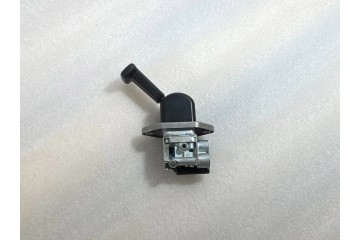 Ventil rucni brzdy ventil parkovaci brzdy Wabco 9617230057