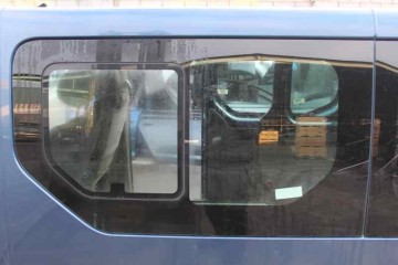  NO IDENTIFICADO OPEL VIVARO Combi 2.7t  Corto 2004 170801 OPEL - 1
