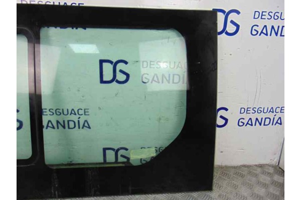  NO IDENTIFICADO OPEL VIVARO Combi 2.7t  Corto 2004 170801 OPEL - 1