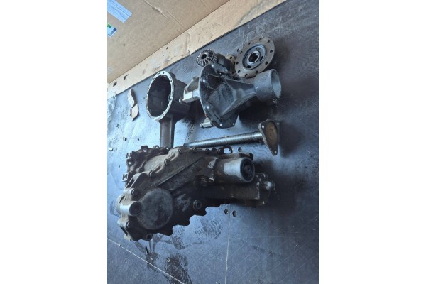 Front differential Front Suzuki Vitara ET TA front bridge 1 6 16v Car type 4x4 SUV