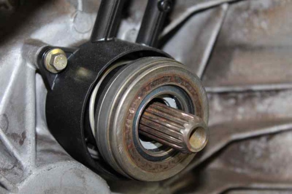 97WT7002EJ  CAJA CAMBIOS FORD KA (CCQ) Básico 2002 97WT7002EJ 188014 FORD - 1