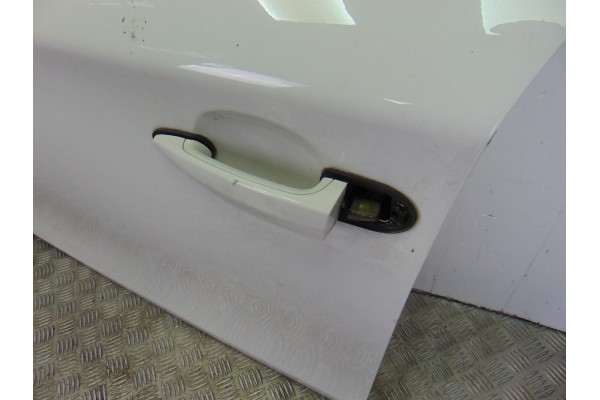 BLANCA PUERTA DELANTERA IZQUIERDA BMW SERIE 1 BERLINA (E81/E87)