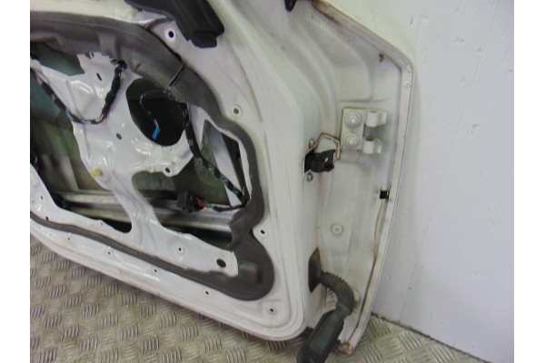BLANCA PUERTA DELANTERA IZQUIERDA BMW SERIE 1 BERLINA (E81/E87)