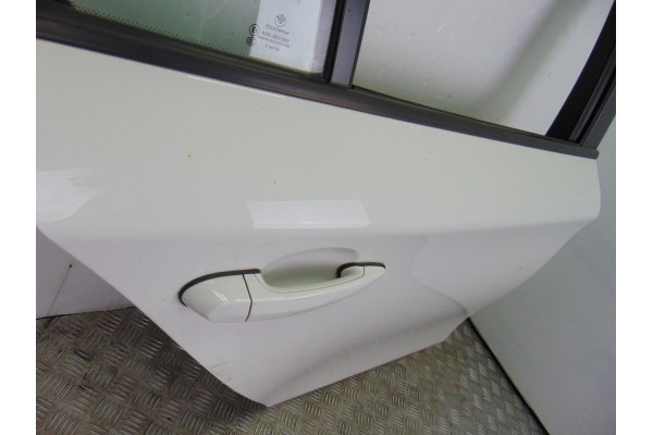 BLANCA PUERTA TRASERA DERECHA BMW SERIE 1 BERLINA (E81/E87)