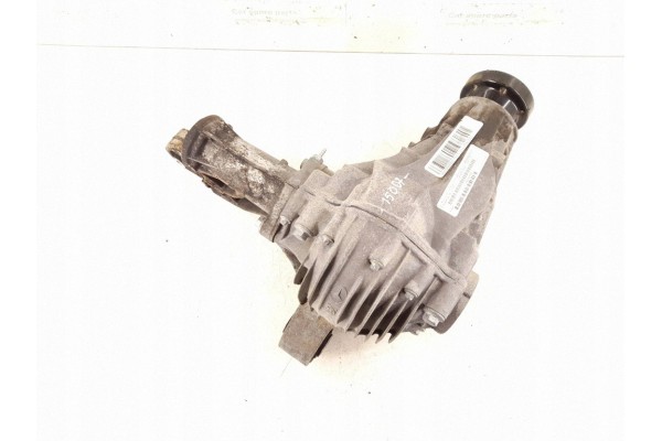 Front reducer MERCEDES BENZ M W164 1643302102 2 99L diesel 170kW 2011 Part manufacturer Mercedes Benz OE