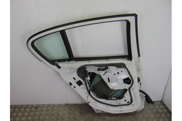 BLANCA PUERTA TRASERA IZQUIERDA BMW SERIE 1 BERLINA (E81/E87)
