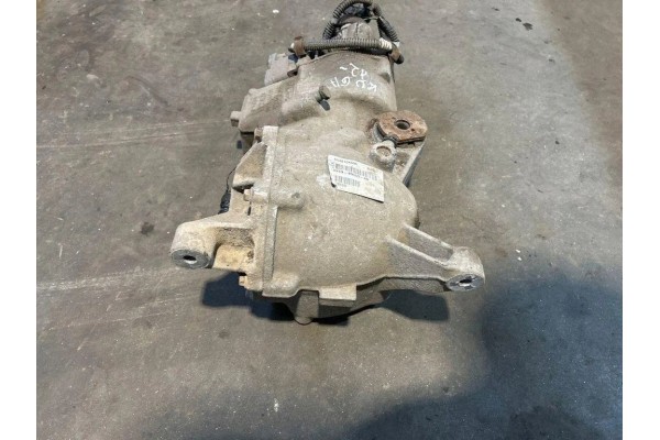 Rear reducer FORD KUGA I 53693 2 0L diesel 120kW 2012 Part manufacturer Ford OE