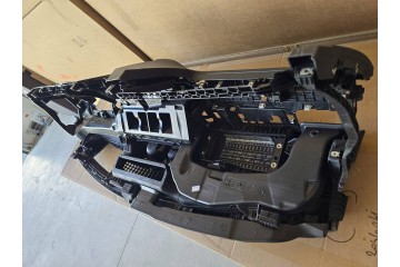 Dashboard Volkswagen PASSAT B9 2023 with and without Head up NEW Catalog number of the original 3014835X