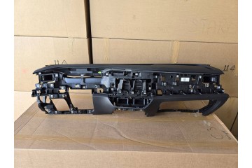 Dashboard Volkswagen PASSAT B9 2023 with and without Head up NEW Quality of parts according to GVO O original with manufacturer 