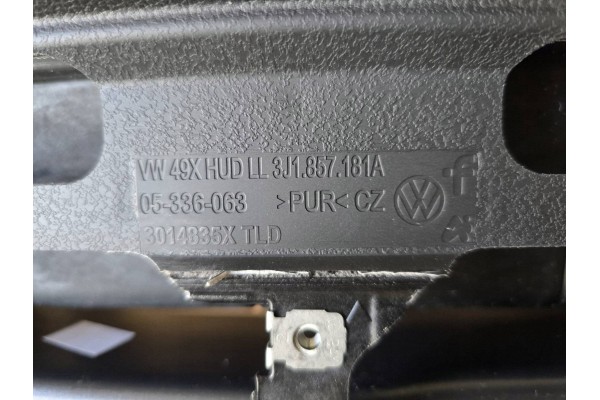 Consola del tablero VW Passat B9 2023 con Head Up, como nueva 3J185718