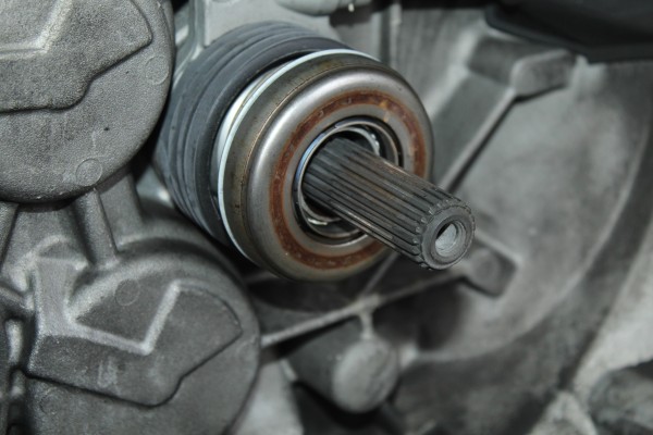 5V M CAJA CAMBIOS MITSUBISHI CARISMA BERLINA 5 (DA0) 1900 DI-D Comfort 2003 5V M 193214 MITSUBISHI - 1