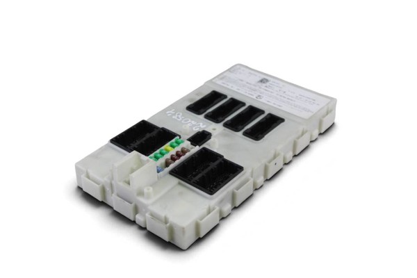 Caja reles / fusibles, Bmw Serie 2 Gran Tourer (F46) 218d 2015, 9387231