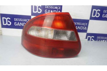 Piloto trasero izquierdo, Kia Clarus 2.0 GLX Berlina (09.1999- ) 2000
