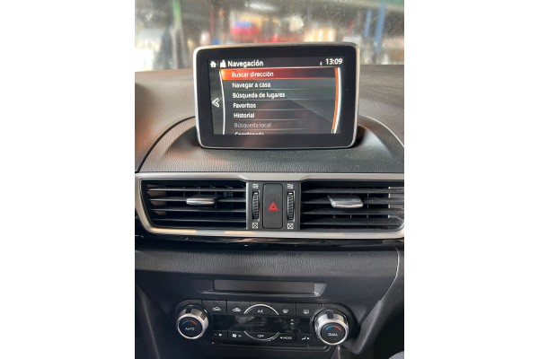 MAZDA 3 BERLINA / SEDÁN (BM/BN) Luxury