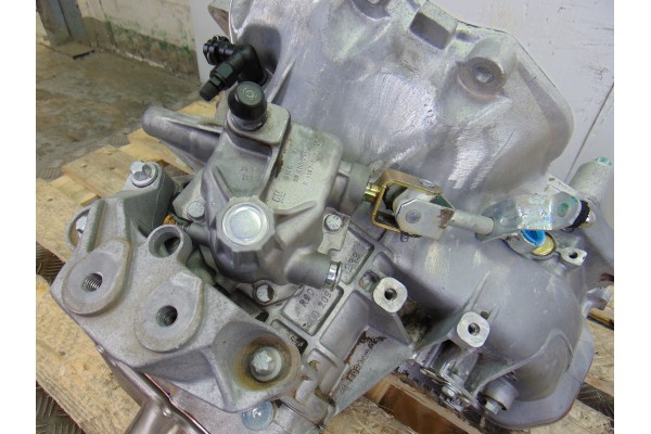 5V M CAJA CAMBIOS OPEL CORSA C