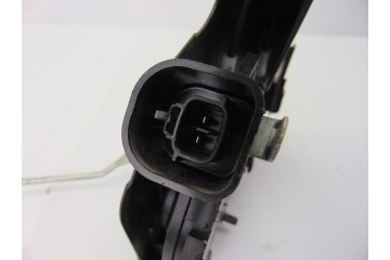 Cerradura puerta trasera derecha, Toyota RAV4 (A2) 2.0 D-4D Sol 4X4 (2003- ) 2004