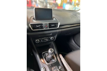 MAZDA 3 BERLINA / SEDÁN (BM/BN) Luxury