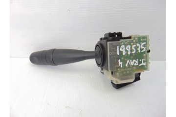 Mando limpia, Toyota RAV4 (A2) 2.0 D-4D Sol 4X4 (2003- ) 2004
