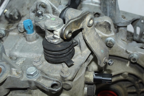 ND0001  CAJA CAMBIOS RENAULT MEGANE II BERLINA 5P Confort Authentique 2003 ND0001 209414 RENAULT - 4