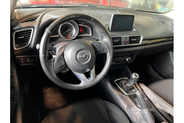 MAZDA 3 BERLINA / SEDÁN (BM/BN) Luxury