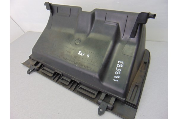 Guantera, Toyota RAV4 (A2) 2.0 D-4D Sol 4X4 (2003- ) 2004
