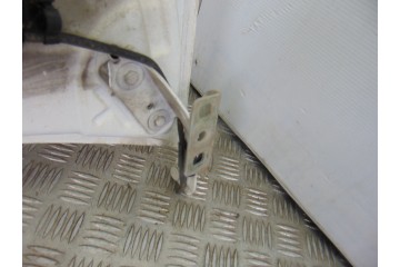 Capo, Ford Tourneo Connect (TC7) Kombi B. corta (2006- ) 2004, BLANC0