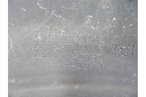 Aletin trasero izquierdo, Toyota RAV4 (A2) 2.0 D-4D Sol 4X4 (2003- ) 2004