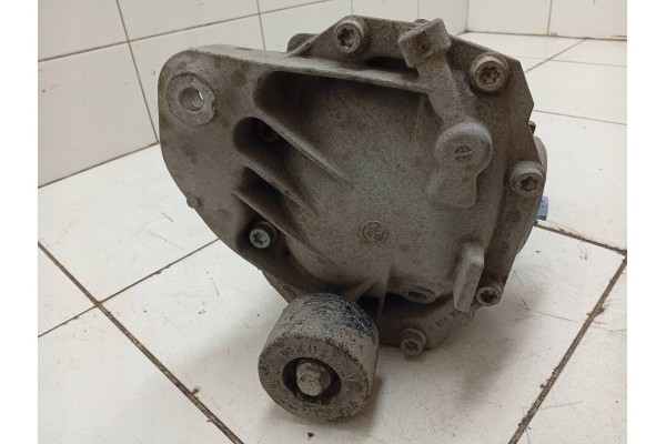 2014 BMW 5 F10 F11 Rear differential 7584448 Catalog number of the part 7584448