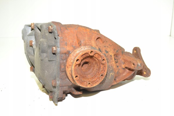 BMW E93 E92 LCI 320D N47N Differential Difference Rear 3 38 7609162 Part manufacturer BMW OE