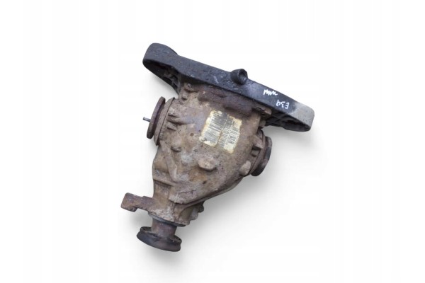 Rear reducer BMW 5 E39 7500896 2 2L gasoline 125kW 2001