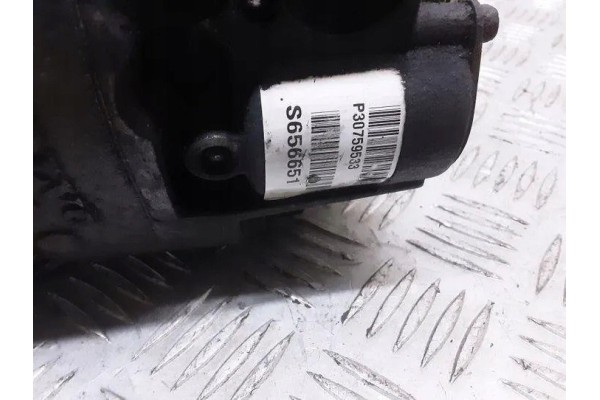 Rear reducer VOLVO XC90 I 30759533 2 4L diesel 136kW 2008 Car type passenger cars