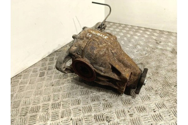 Rear reducer MERCEDES BENZ VITO MIXTO Van W639 A9043530210 2 14L