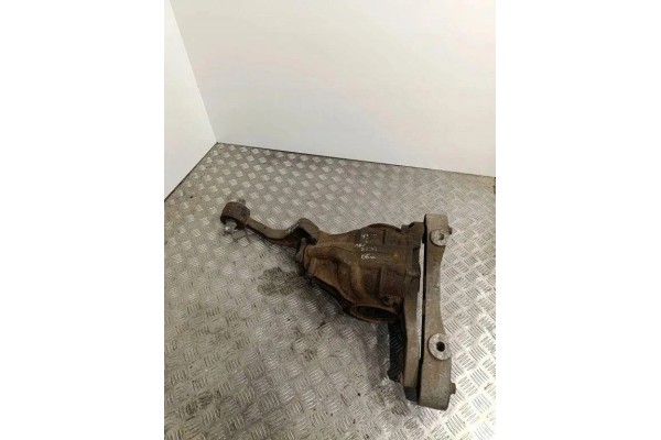 Rear reducer MERCEDES BENZ VIANO W639 A6393510106 2 2L 2006 Car type passenger cars