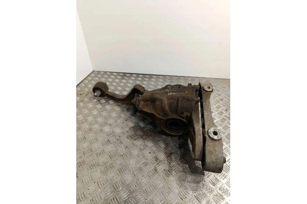 Rear reducer MERCEDES BENZ VIANO W639 A6393510106 2 2L 2006 Catalog number of the original A6393510106