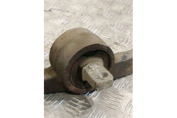 Rear reducer MERCEDES BENZ VIANO W639 A6393510105 2 2L diesel 2004 Catalog number of the part A6393510105