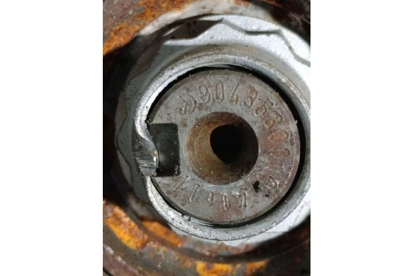 Rear reducer MERCEDES BENZ VITO MIXTO Van W639 A9043530310 2 2L Catalog number of the part A9043530310