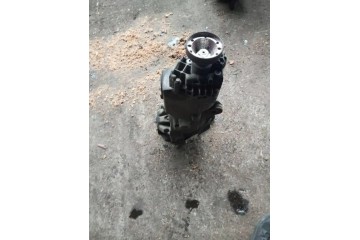 Rear reducer VOLVO XC90 I 30759611 3 2L gasoline 197kW 2008
