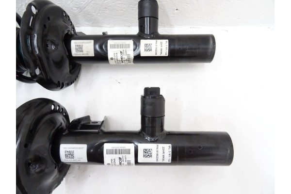 VW GOLF VIII 8 R FRONT SHOCK ABSORBER DCC 5WA413032AA ORIGINAL IDEAL Part manufacturer Volkswagen OE