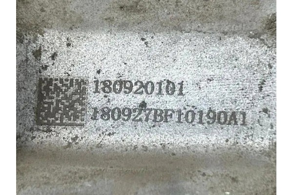 Reductor delantero VOLVO T6157609 2.0L diésel 110kW 2019