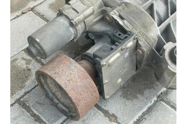Rear reducer VOLVO T6211839 2 0L diesel 110kW 2019 Catalog number of the part T6211839