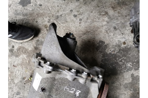 DRIVE BRIDGE DIFFERENTIAL CH22 4W063 AB LAND ROVER DISCOVERY IV 3 0 3 21 Part manufacturer Land Rover OE