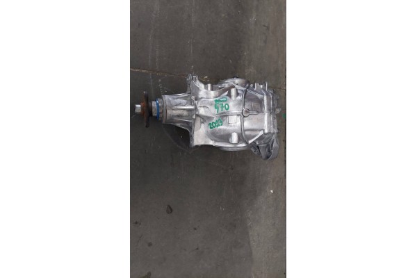 Bridge dyfer rear BMW series 7 G70 3 0D 2023 year No 8839891