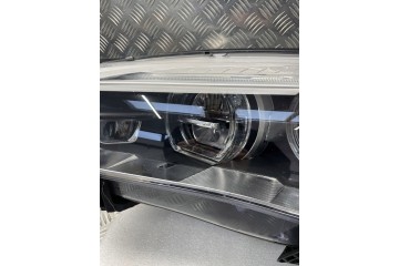 BMW OE 7442647 X5 F15 HEADLIGHT LAMP LEFT FRONT COMPLETE Part manufacturer Mercedes Benz OE