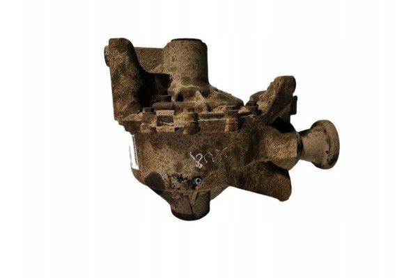Rear reducer LAND ROVER RANGE ROVER III L322 BH424W063BA 4 4L diesel