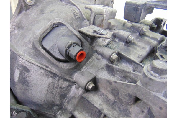 3M5R7002YG CAJA CAMBIOS MAZDA 3 BERLINA (BK) 1.6 CRDT  Active 2007 3M5R7002YG 199732 MAZDA - 7