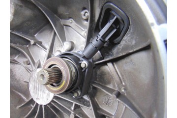 3M5R7002YG CAJA CAMBIOS MAZDA 3 BERLINA (BK) 1.6 CRDT  Active 2007 3M5R7002YG 199732 MAZDA - 11